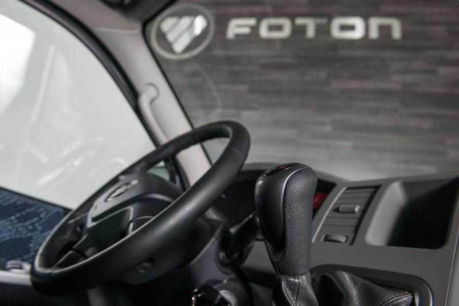 Детали интерьера Foton View 2016 года  (фото 109 из 120)